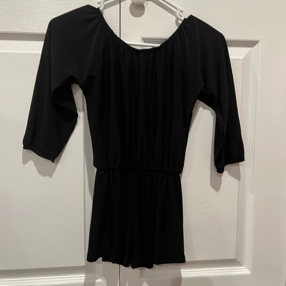 Romper - Picture 2 of 4